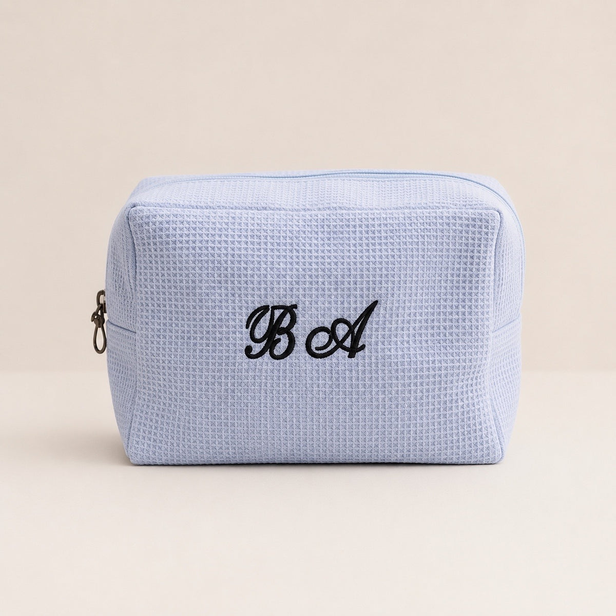 The Jolié waffle toiletry bag