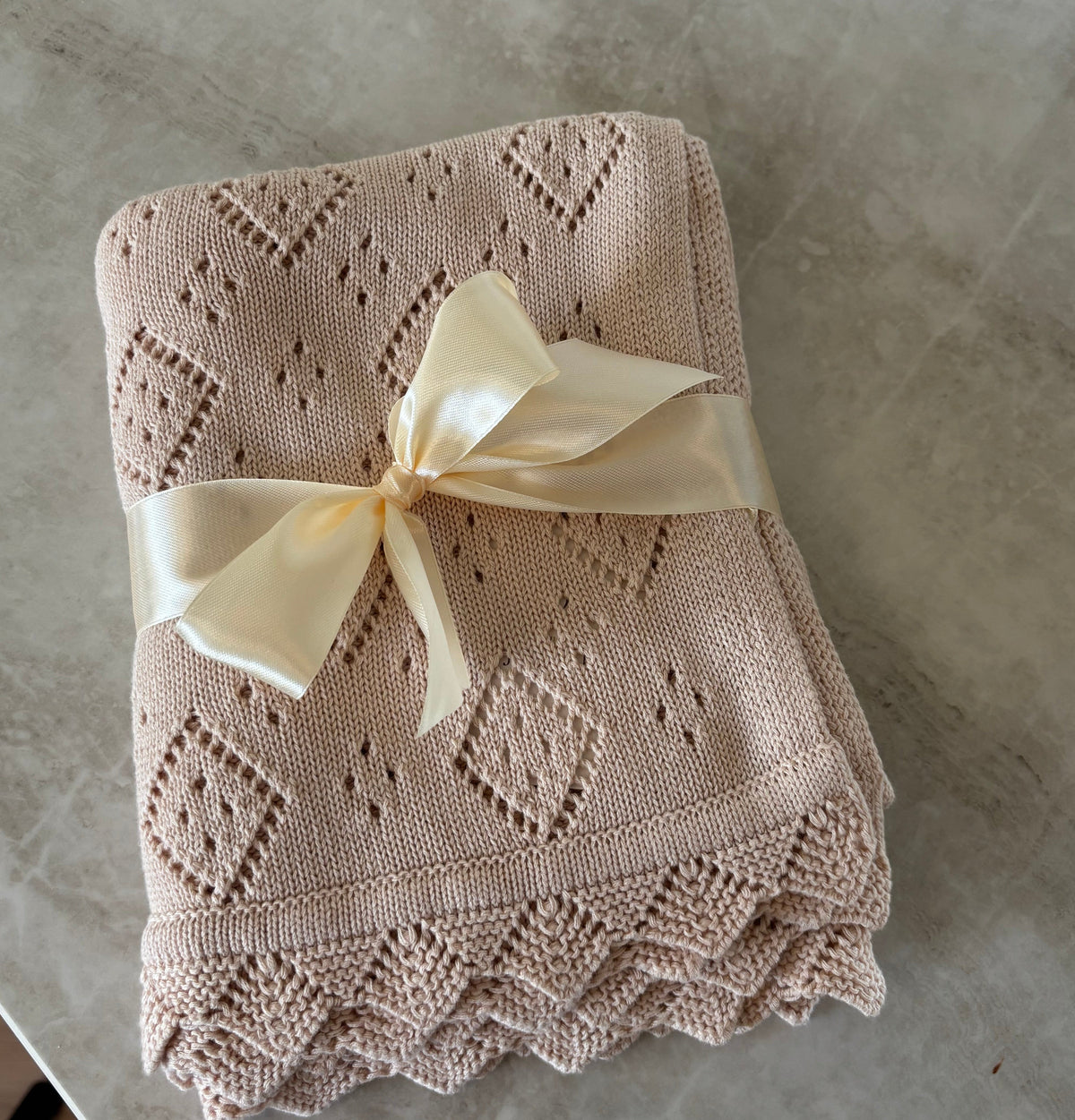 The Jolié cotton blanket