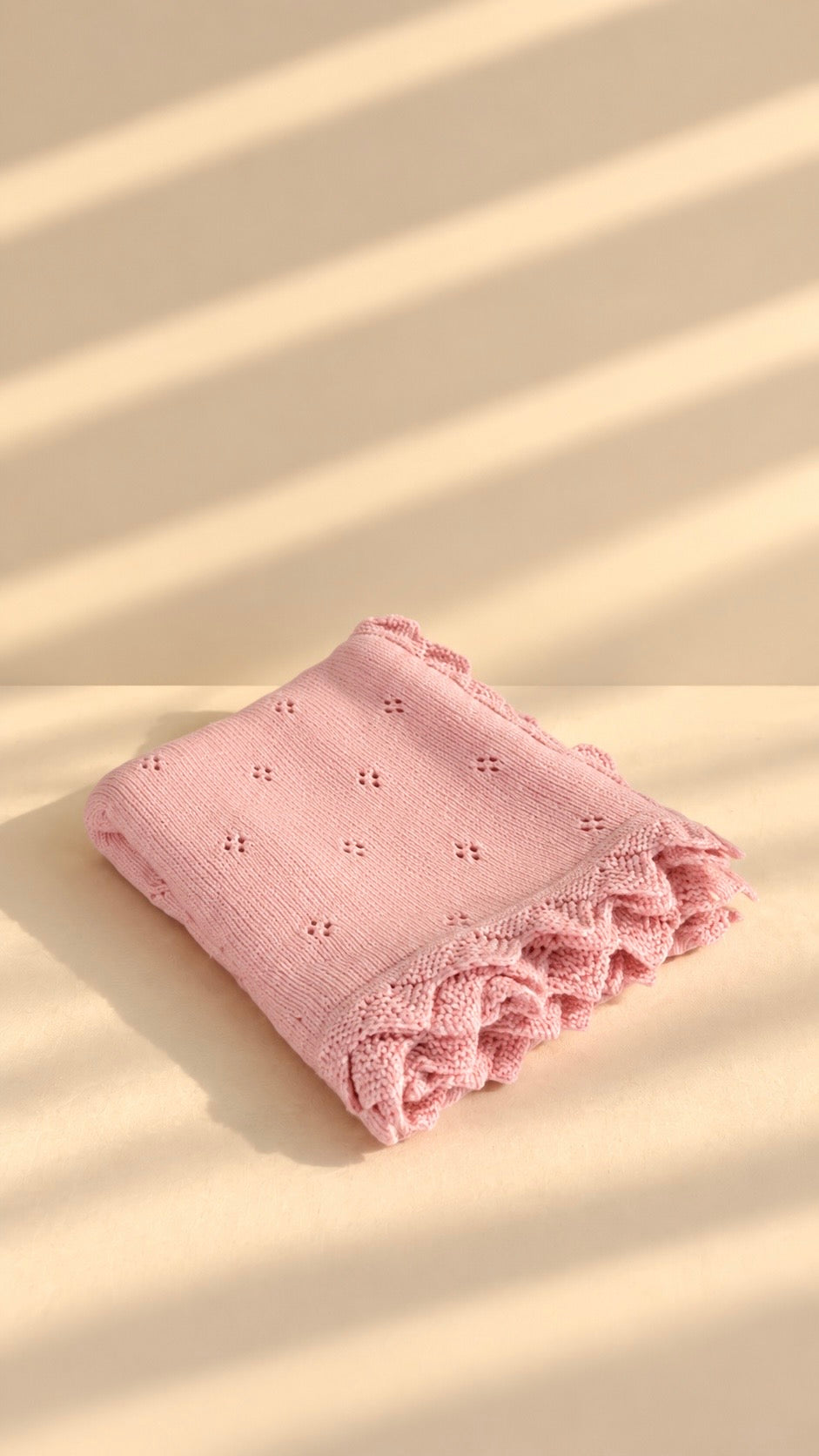 The Jolié cotton blanket