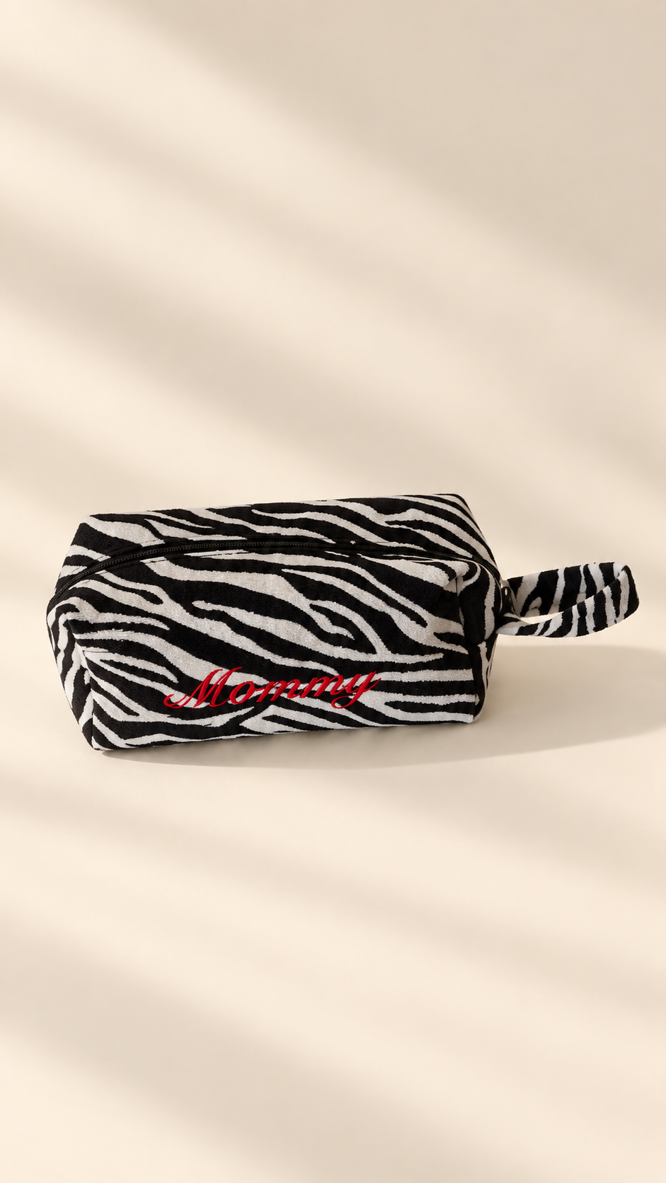 The Jolié extra toiletry bag